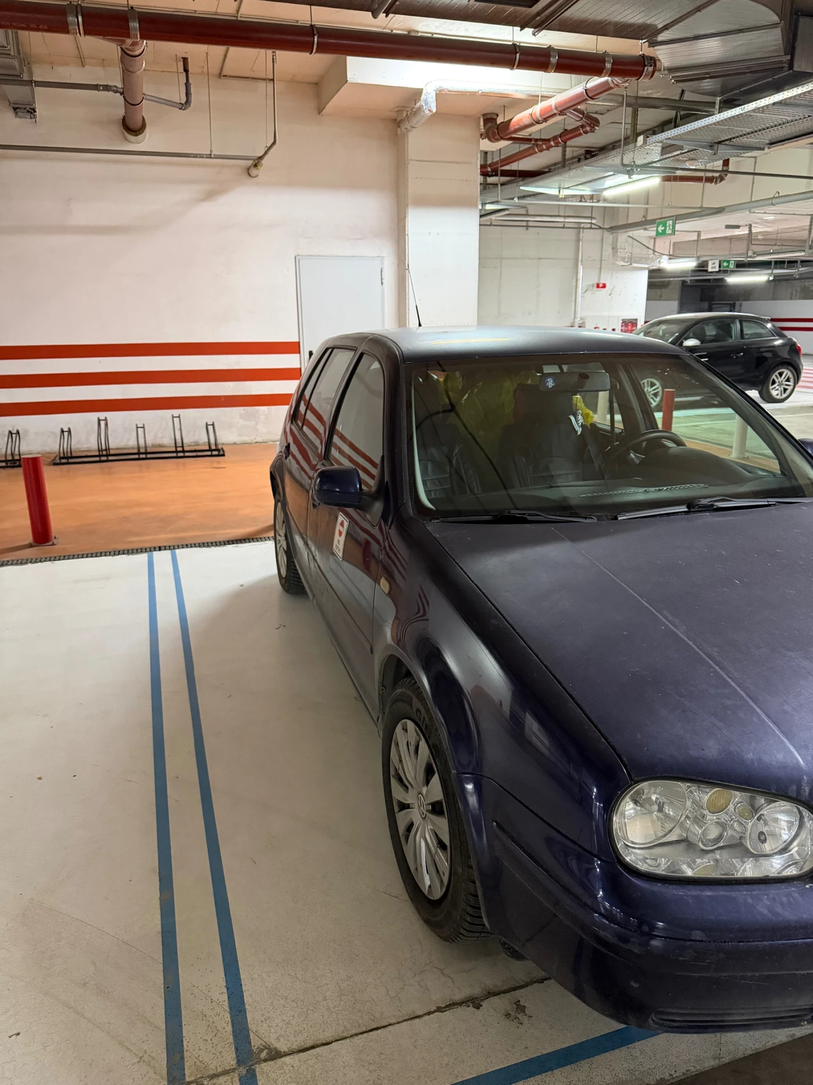 VW Golf 1.8 LPG, снимка 3 - Автомобили и джипове - 53958912