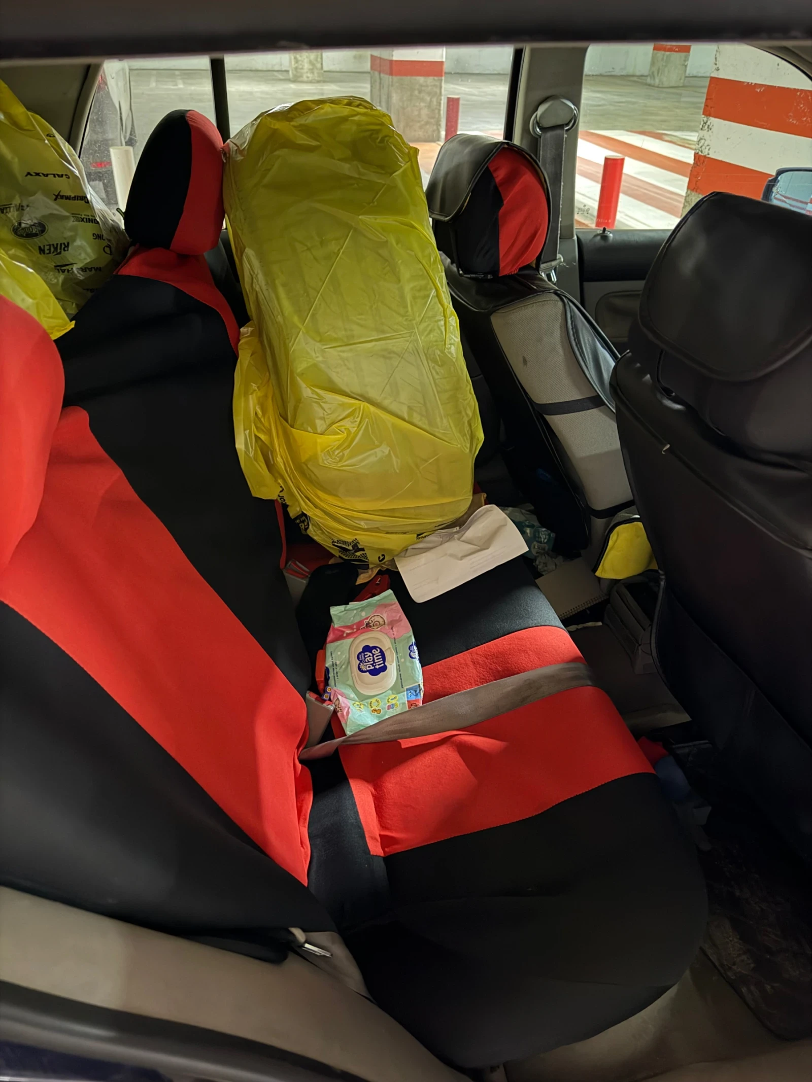 VW Golf 1.8 LPG, снимка 11 - Автомобили и джипове - 53958912