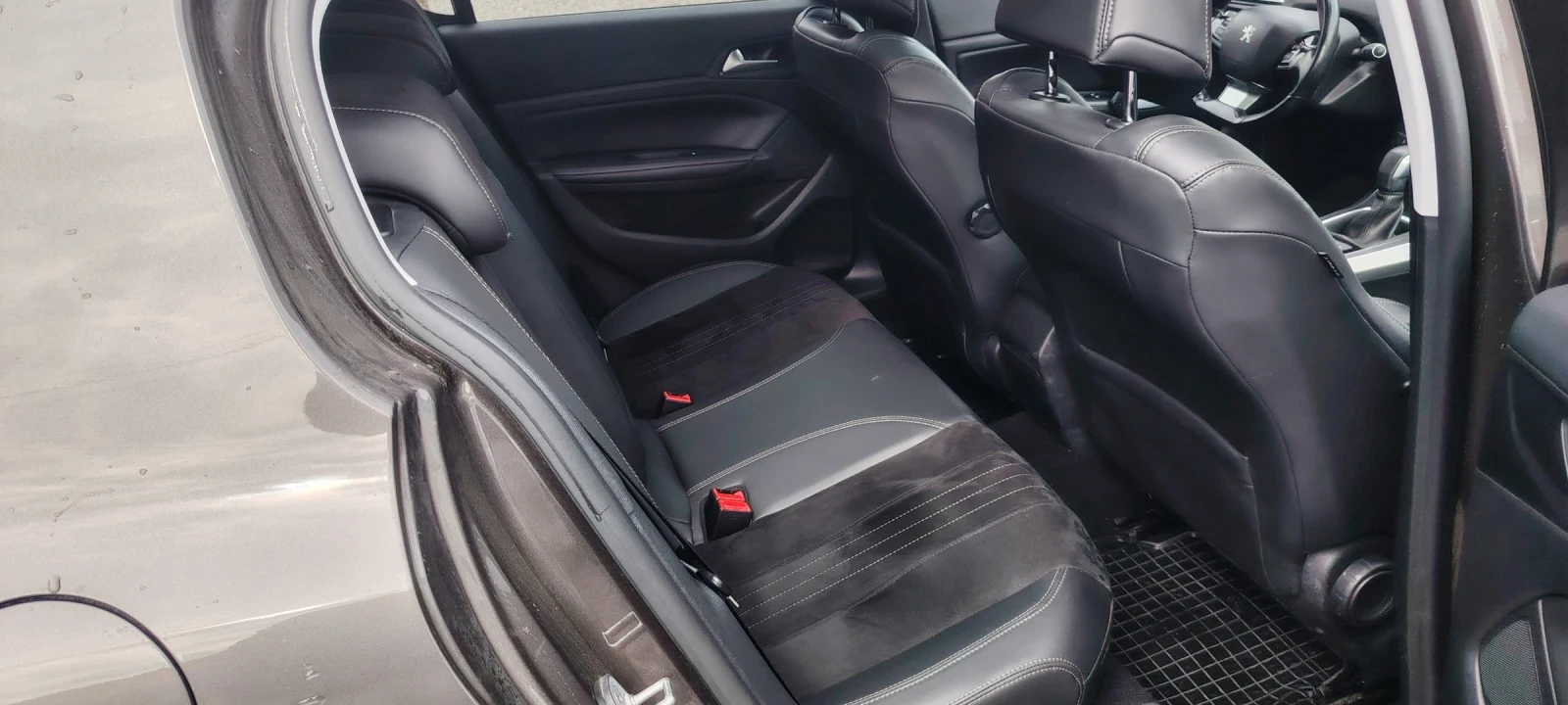 Peugeot 308 2, 0HDI-150к.с..УНИКАТ! ФУЛ ЕКСТРИ!! , снимка 11 - Автомобили и джипове - 53978093