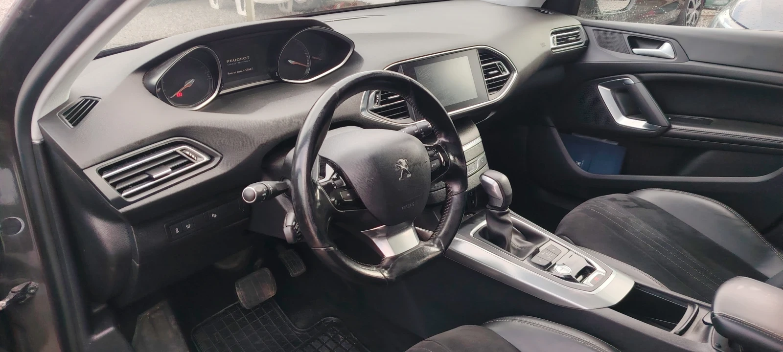 Peugeot 308 2, 0HDI-150к.с..УНИКАТ! ФУЛ ЕКСТРИ!! , снимка 9 - Автомобили и джипове - 53978093