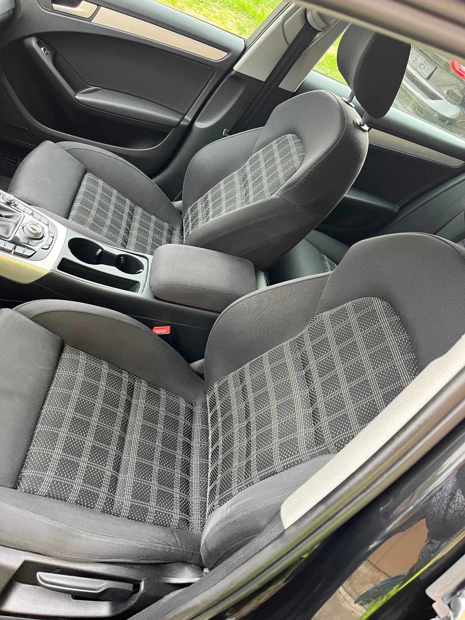 Audi A4 1.8 TFSI, снимка 11 - Автомобили и джипове - 54478291