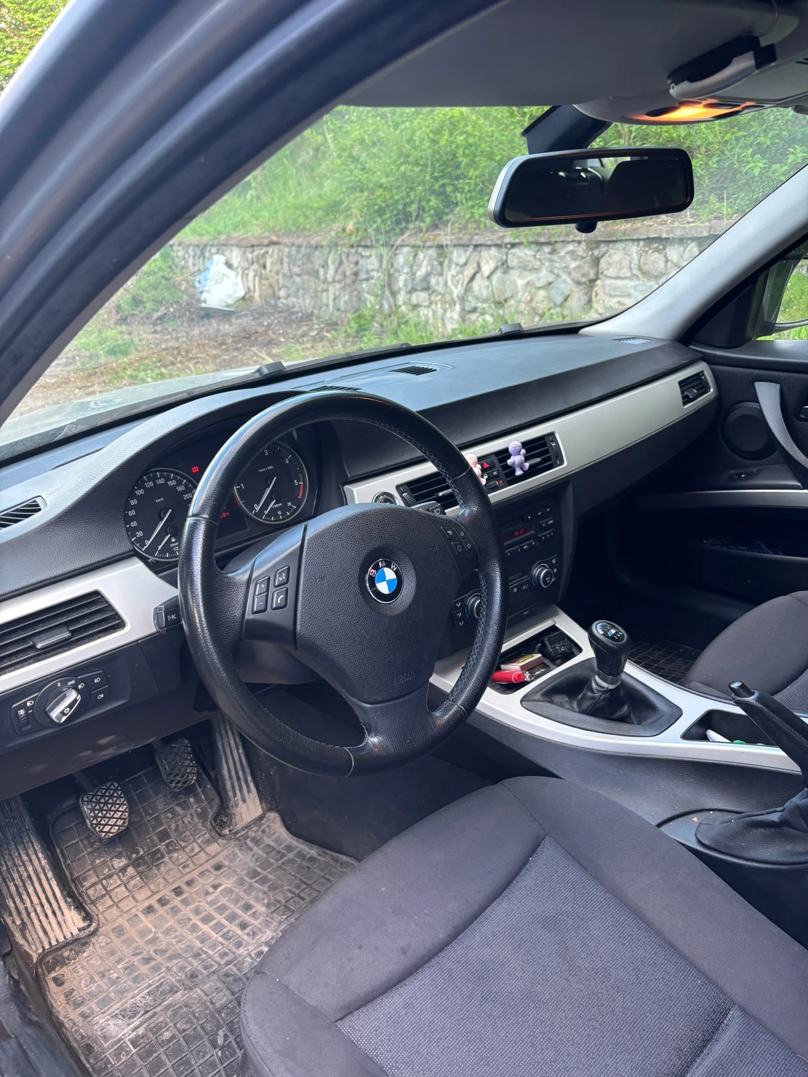 BMW 318 2.0d, снимка 5 - Автомобили и джипове - 54580894