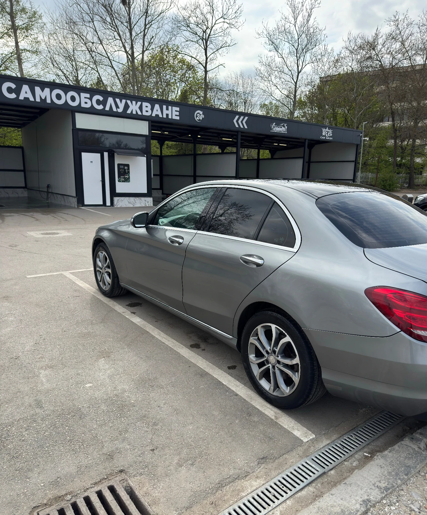 Mercedes-Benz C 300, снимка 4 - Автомобили и джипове - 54735475