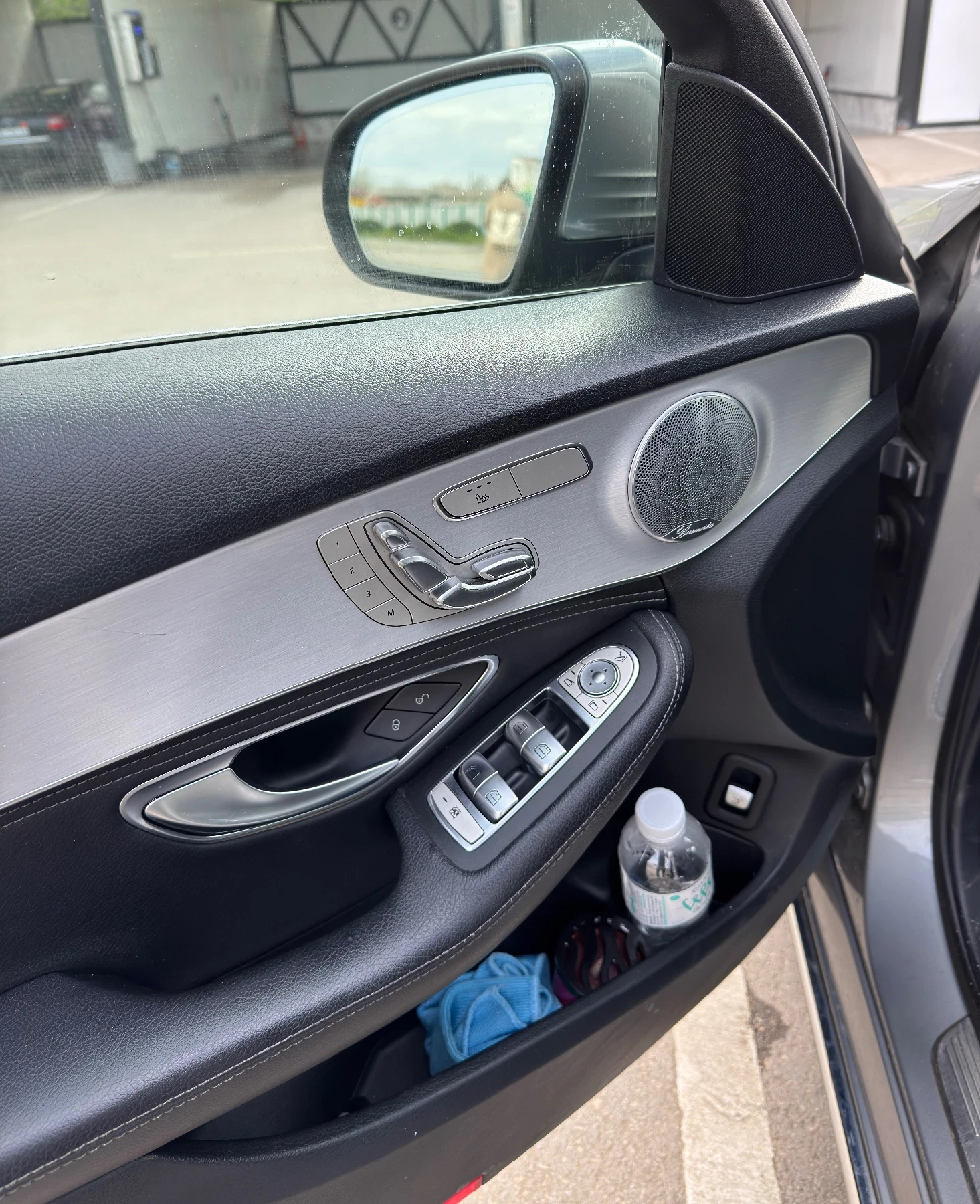Mercedes-Benz C 300, снимка 6 - Автомобили и джипове - 54735475
