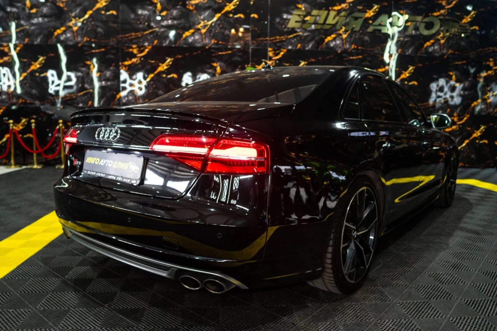 Audi S8 PLUS 780HP MATRIX CARBON B&O ЛИЗИНГ 100% , снимка 10 - Автомобили и джипове - 55160474