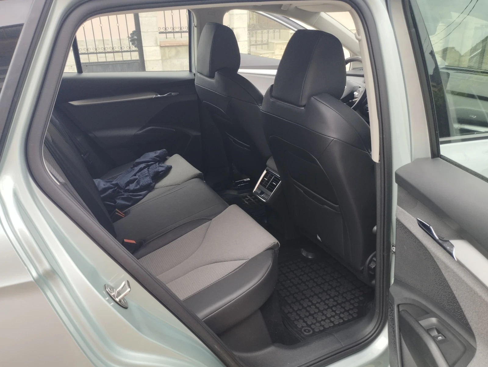 Skoda Enyaq IV 60, снимка 14 - Автомобили и джипове - 55726826