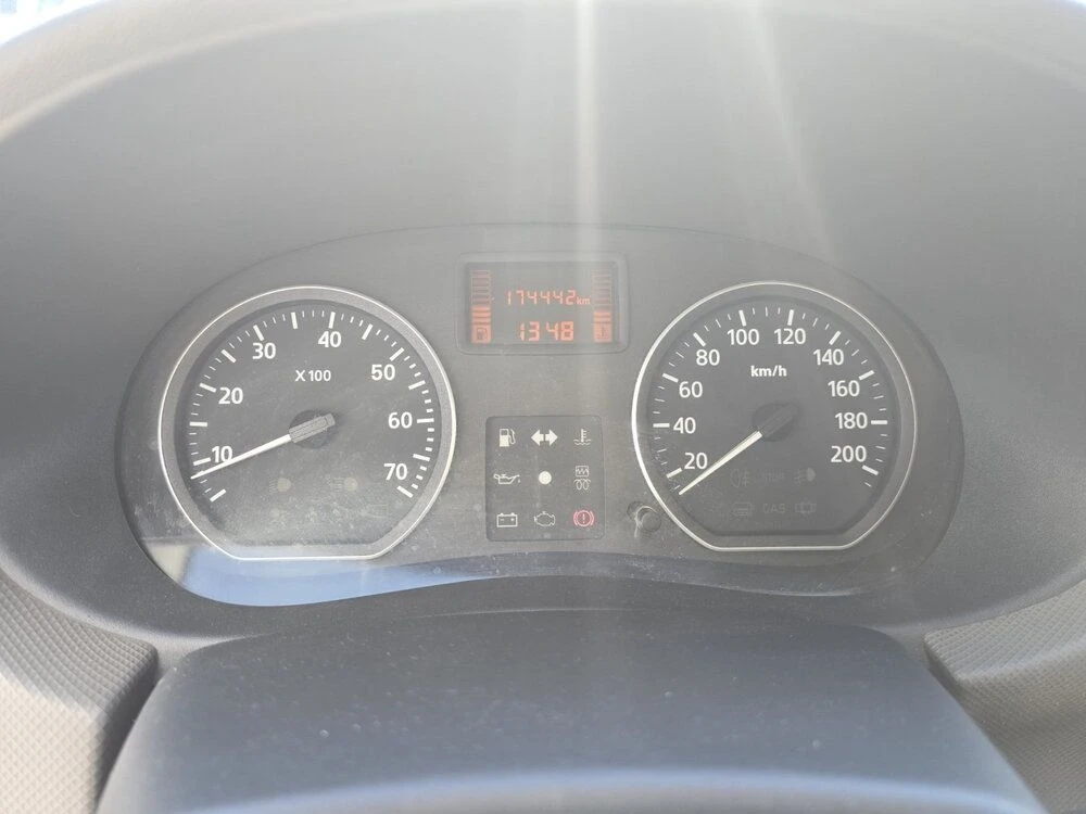 Dacia Logan Ambiance, Пълна сервизна история, Климатик, снимка 7 - Автомобили и джипове - 56147997