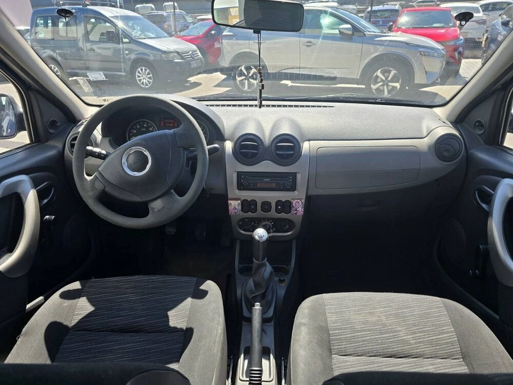 Dacia Logan Ambiance, Пълна сервизна история, Климатик, снимка 8 - Автомобили и джипове - 56147997
