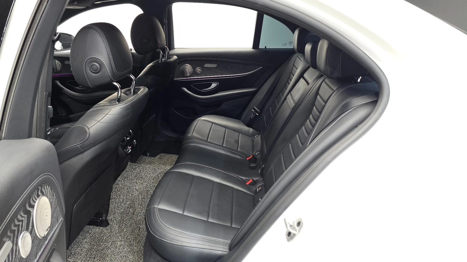 Mercedes-Benz E 350 E350 4MATIC AMG Line | HUD | 360  | ��������� ���� | Mobile.bg � ����������� 11