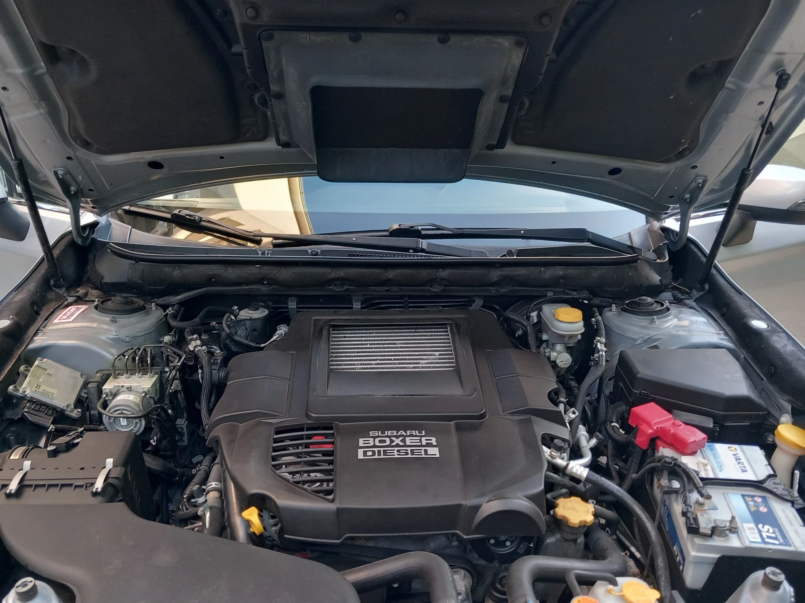 Subaru Outback 2.0 Diesel, снимка 9 - Автомобили и джипове - 56408566