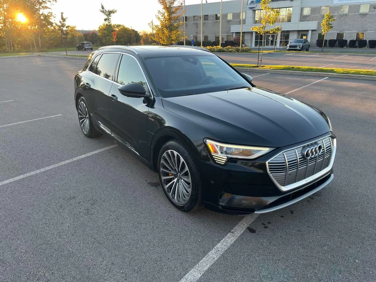 Audi E-Tron * Technik * CARFAX * ������ * ��������� * 360 ���  | Mobile.bg � ����������� 2