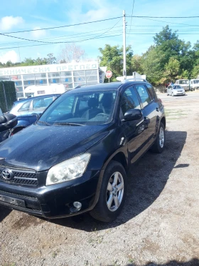 Toyota Rav4 2.2 D4D 136кс НА ЧАСТИ , снимка 2