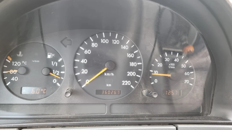 Mercedes-Benz ML 230 АГУ, снимка 9 - Автомобили и джипове - 48140416