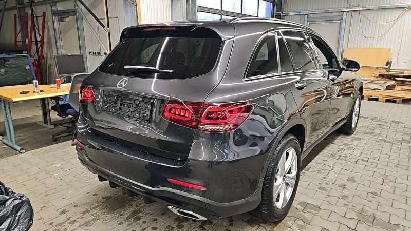 Mercedes-Benz GLC 400 AMG Line - 4-Matic, снимка 3 - Автомобили и джипове - 48418630