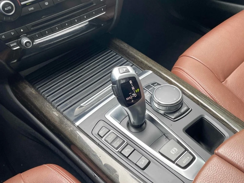 BMW X5 2017 XDRIVE35D * ГЛАВНО ПРЕДСТАВИТЕЛСТВО НА BMW * , снимка 14 - Автомобили и джипове - 52842832
