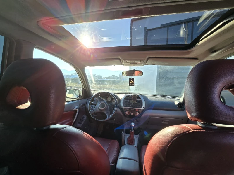 Toyota Rav4, снимка 7 - Автомобили и джипове - 53108897