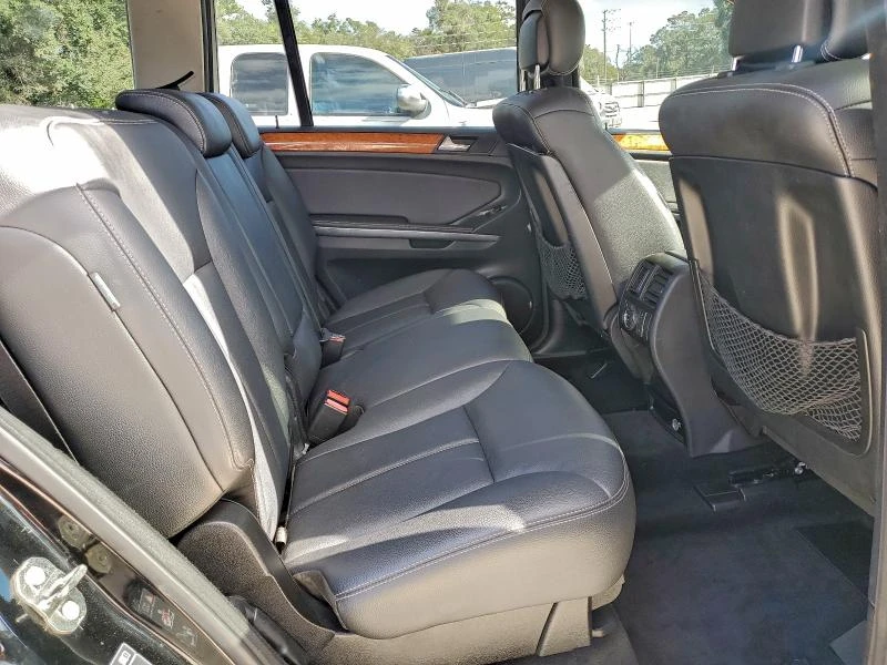 Mercedes-Benz GL 450 4MATIC* NAVI* Камера* Пано* Кожа* Подгрев* , снимка 11 - Автомобили и джипове - 53025604