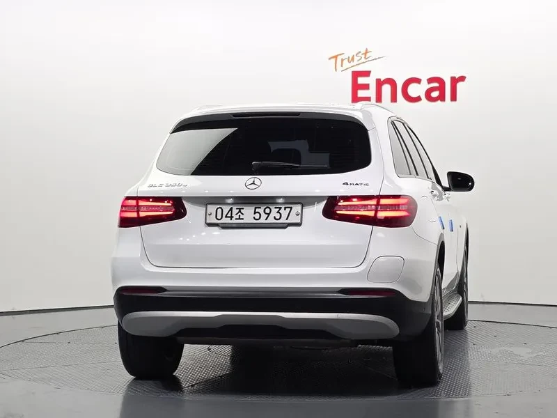 Mercedes-Benz GLC 350 4MATIC - САМО 30% АВАНС, снимка 7 - Автомобили и джипове - 56071786