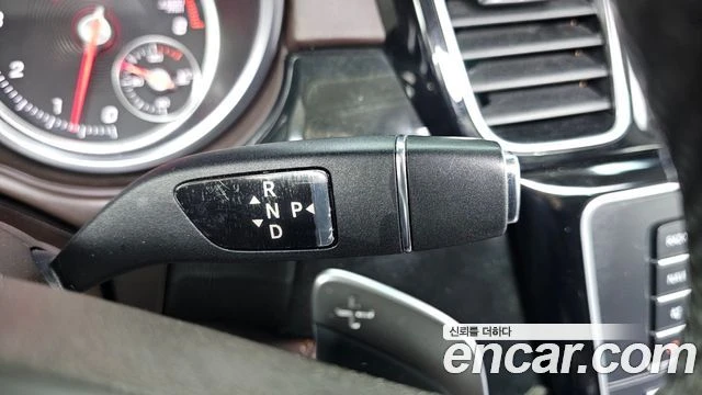 Mercedes-Benz GLS 500, снимка 9 - Автомобили и джипове - 56077609