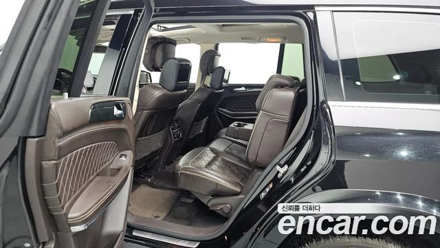 Mercedes-Benz GLS 500, снимка 12 - Автомобили и джипове - 56077609