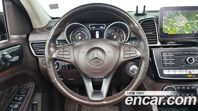 Mercedes-Benz GLS 500, снимка 14 - Автомобили и джипове - 56077609