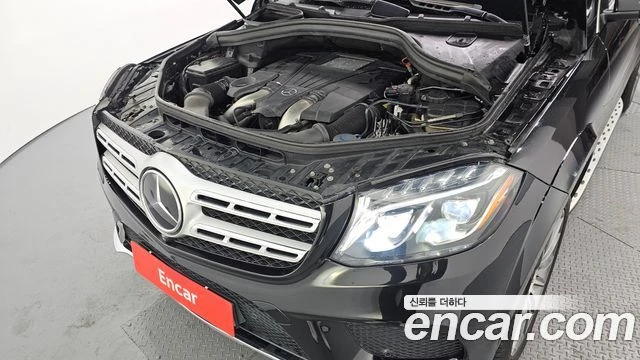 Mercedes-Benz GLS 500, снимка 6 - Автомобили и джипове - 56077609