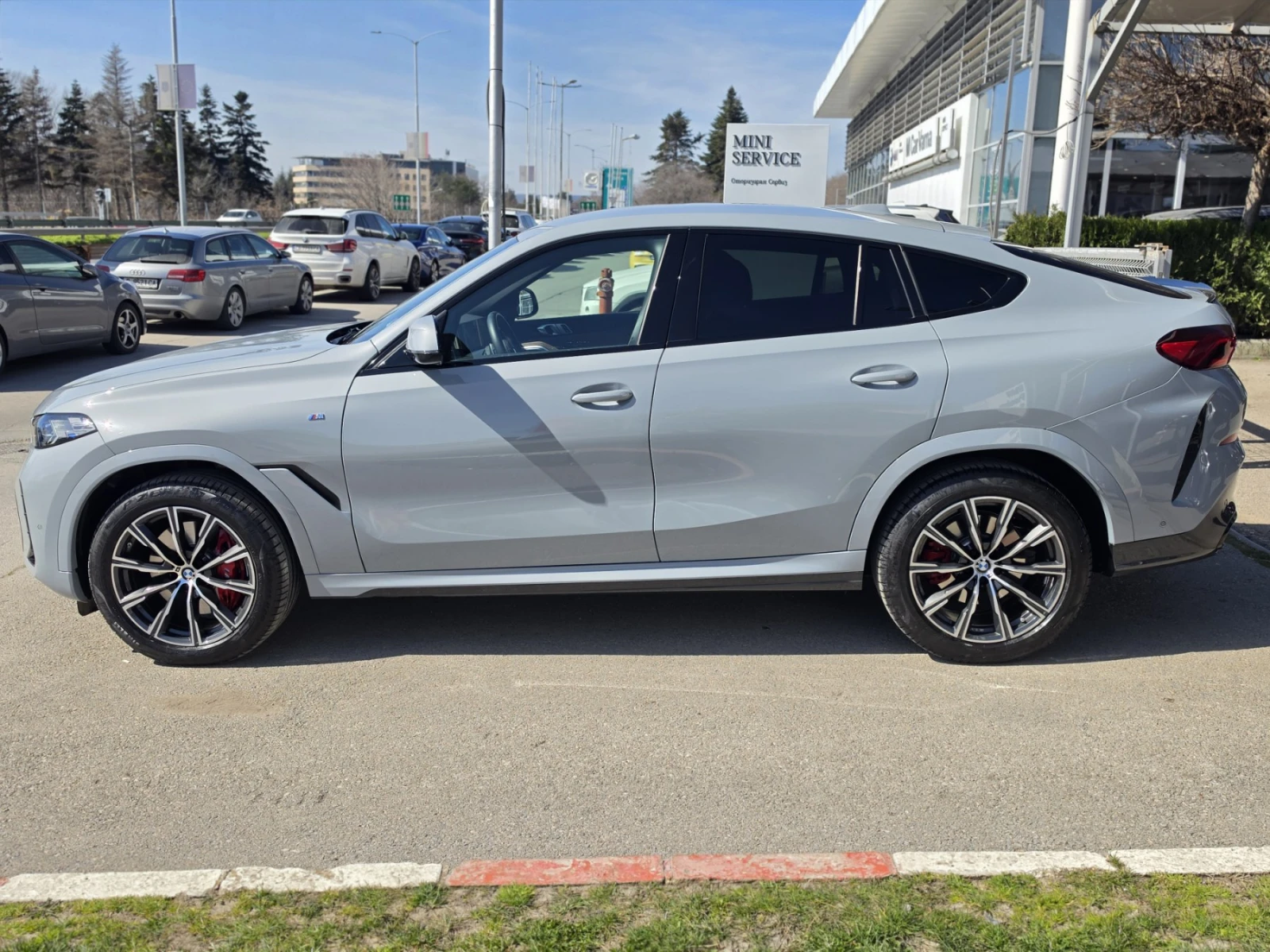 BMW X6 xDrive40i, снимка 3 - Автомобили и джипове - 53996114