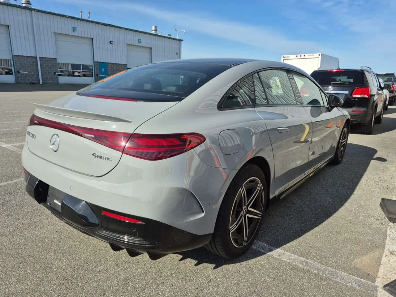 Mercedes-Benz EQE 500| 2 �����| HUD| 360| PANO| CARFAX | Mobile.bg � ����������� 3