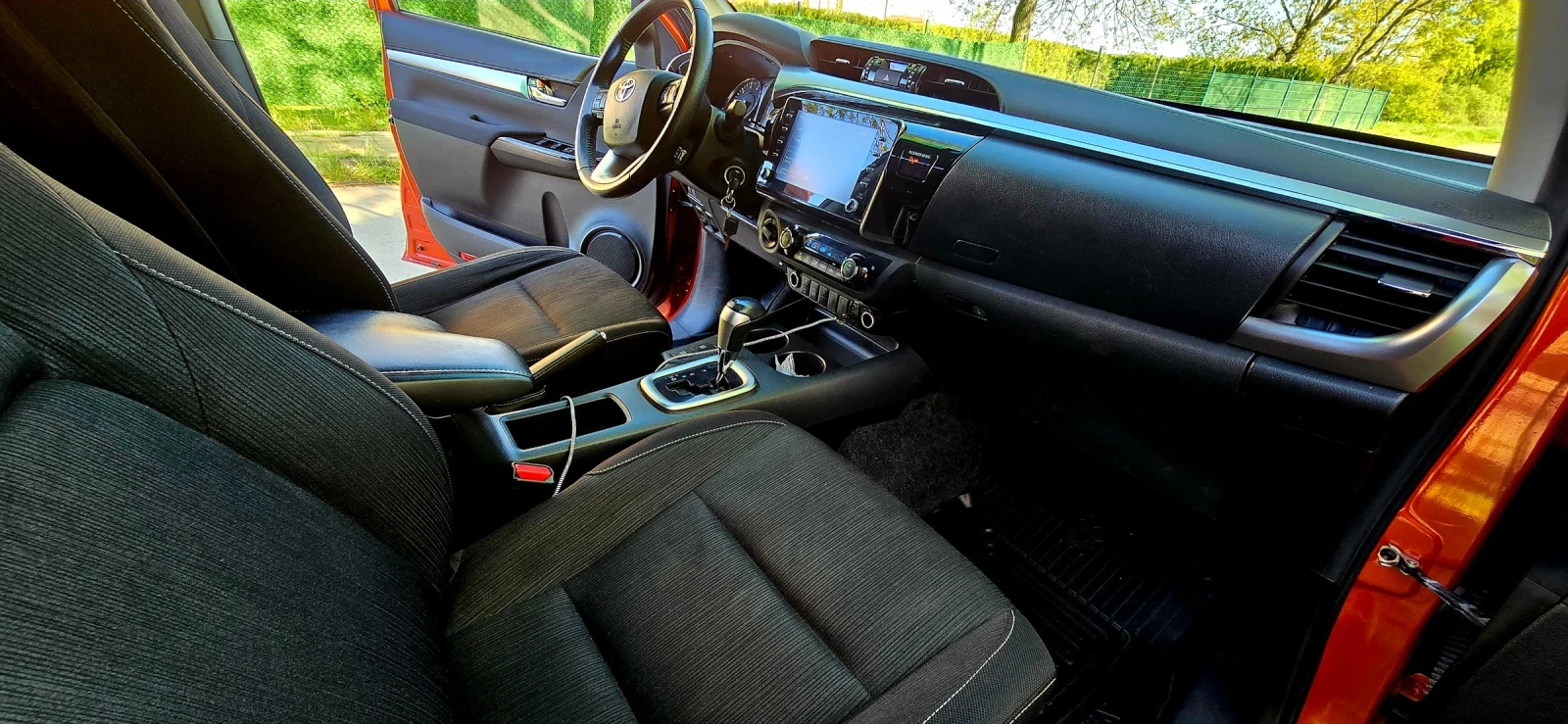 Toyota Hilux Hard Top 2.4 Diesel 16 pin теглич , снимка 10 - Автомобили и джипове - 54439404