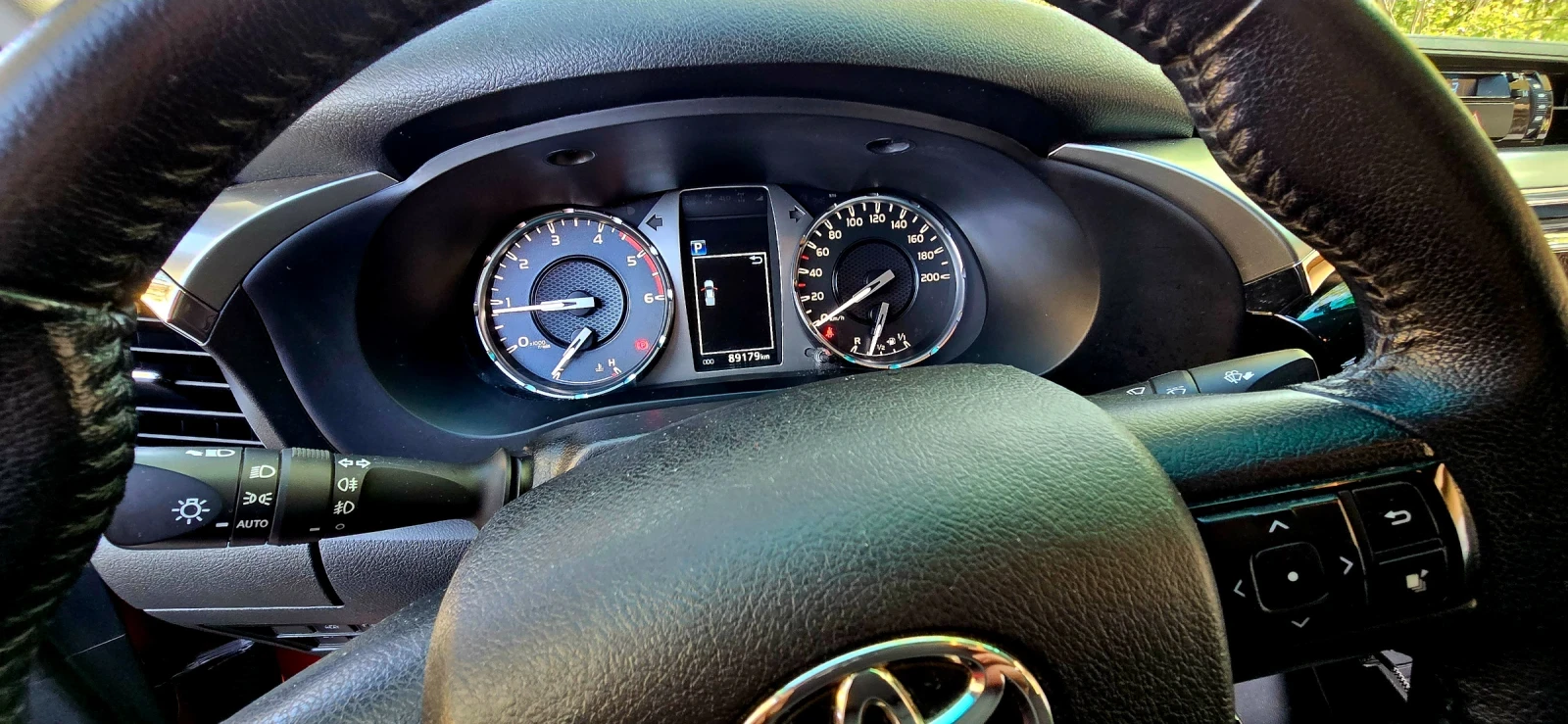 Toyota Hilux Hard Top 2.4 Diesel 16 pin теглич , снимка 12 - Автомобили и джипове - 54439404