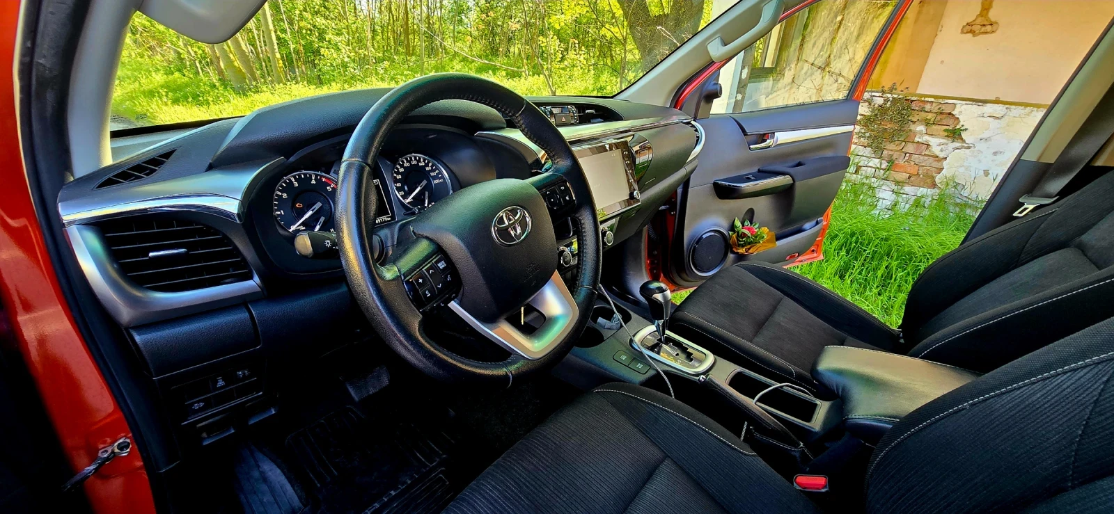 Toyota Hilux Hard Top 2.4 Diesel 16 pin теглич , снимка 11 - Автомобили и джипове - 54439404