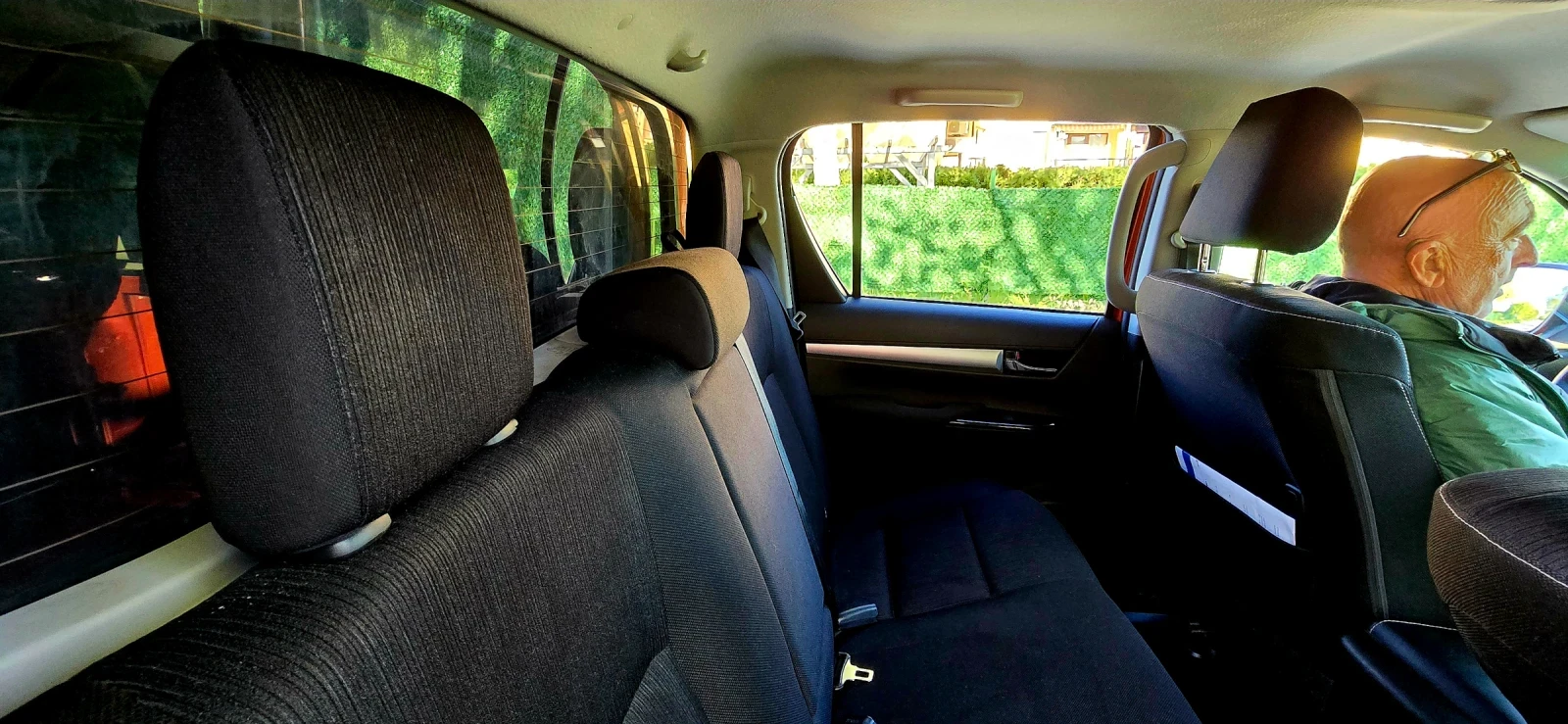 Toyota Hilux Hard Top 2.4 Diesel 16 pin теглич , снимка 9 - Автомобили и джипове - 54439404