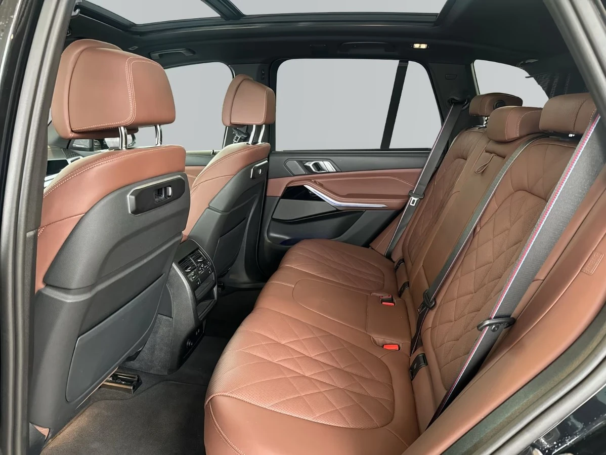 BMW X5 xDrive40d* M Sport Pro* H/K* Pano* Iconic, снимка 4 - Автомобили и джипове - 54506793