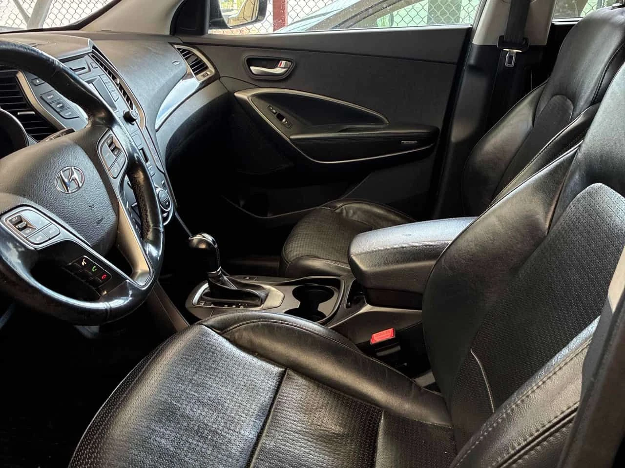 Hyundai Santa fe * SE * АВТОКРЕДИТ БЕЗ ПЪРВОНАЧАЛНА ВНОСКА* , снимка 10 - Автомобили и джипове - 54701635