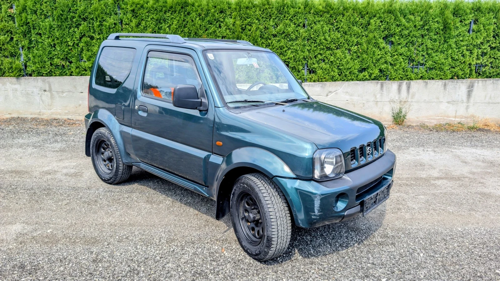 Suzuki Jimny 1.3i 4X4, снимка 2 - Автомобили и джипове - 55785581