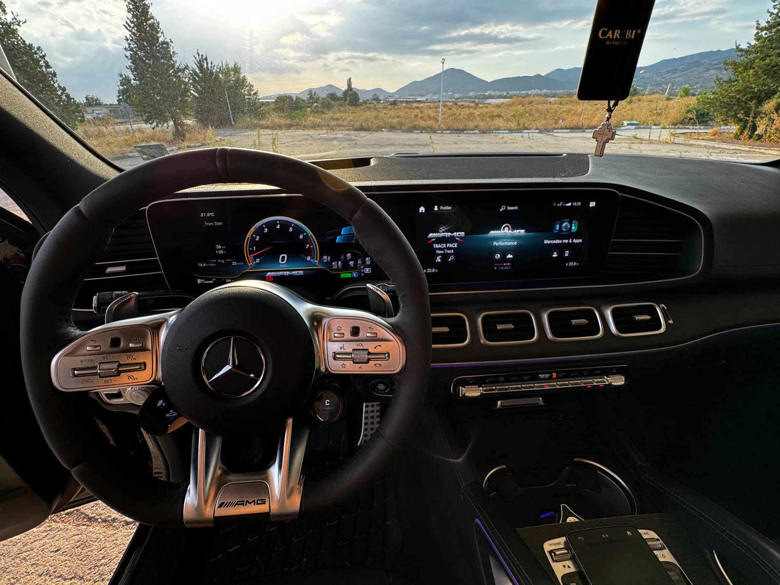 Mercedes-Benz GLE 53 4MATIC AMG PERFORMANCE/NIGHT PACKET/ALCANTARA, снимка 11 - Автомобили и джипове - 55935351