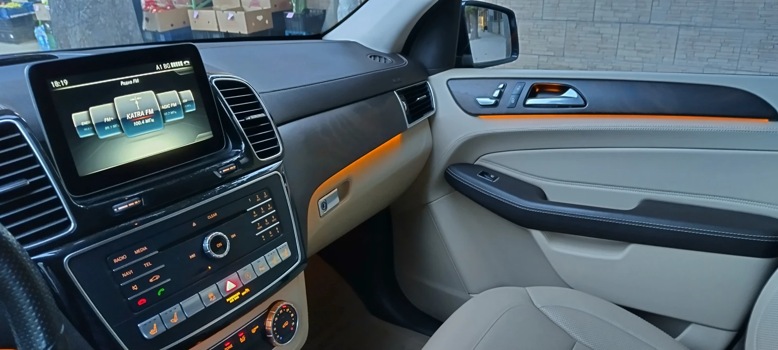 Mercedes-Benz GLE 350, снимка 11 - Автомобили и джипове - 56215267
