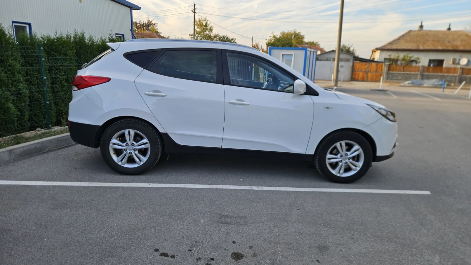 Hyundai IX35 2.0 CRDI, снимка 6 - Автомобили и джипове - 56403767