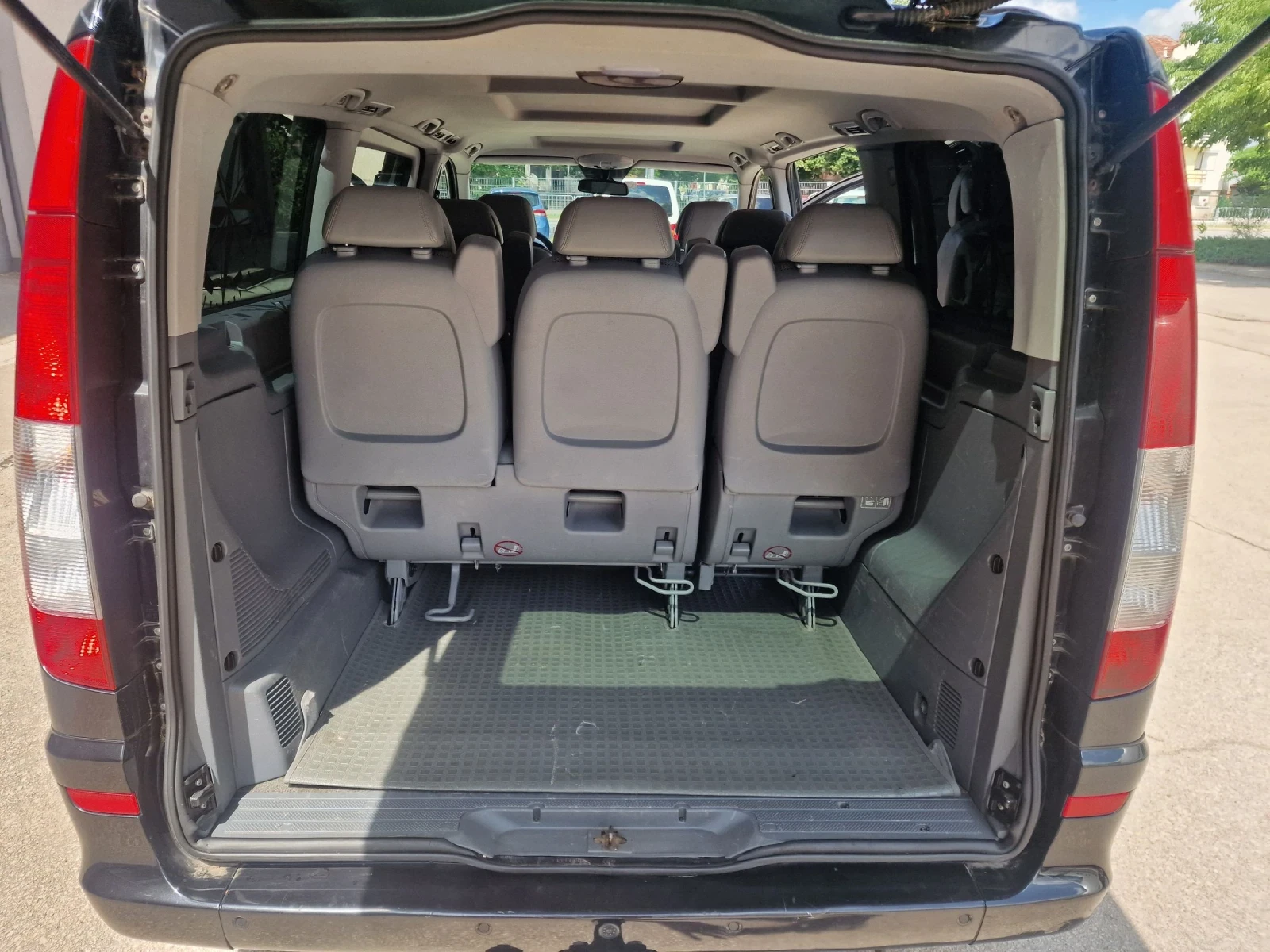 Mercedes-Benz Vito 8 места пътник, снимка 11 - Бусове и автобуси - 54778244