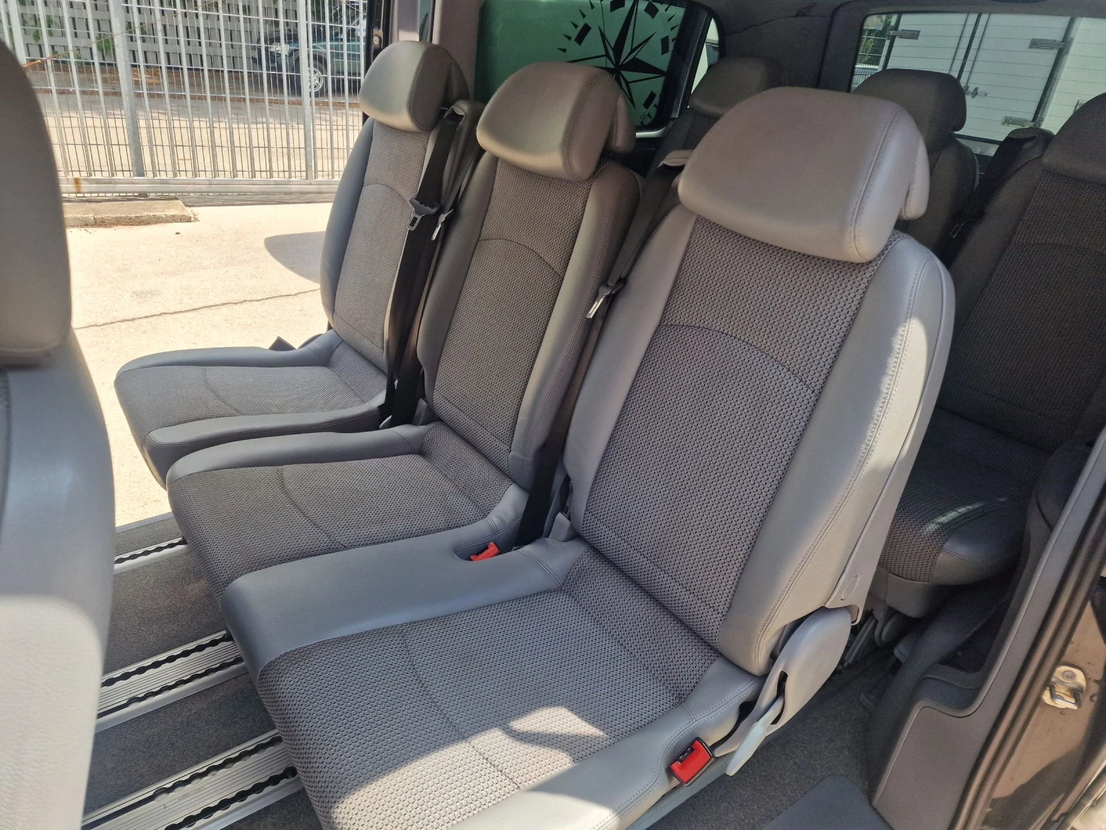 Mercedes-Benz Vito 8 места пътник, снимка 13 - Бусове и автобуси - 54778244