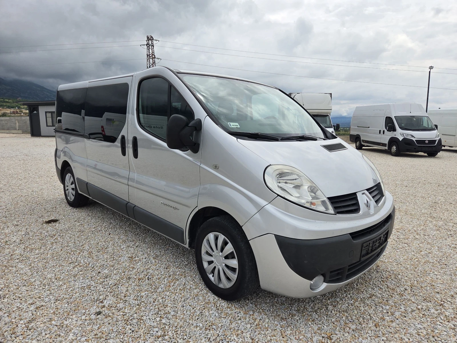 Renault Trafic, снимка 2 - Бусове и автобуси - 54883194