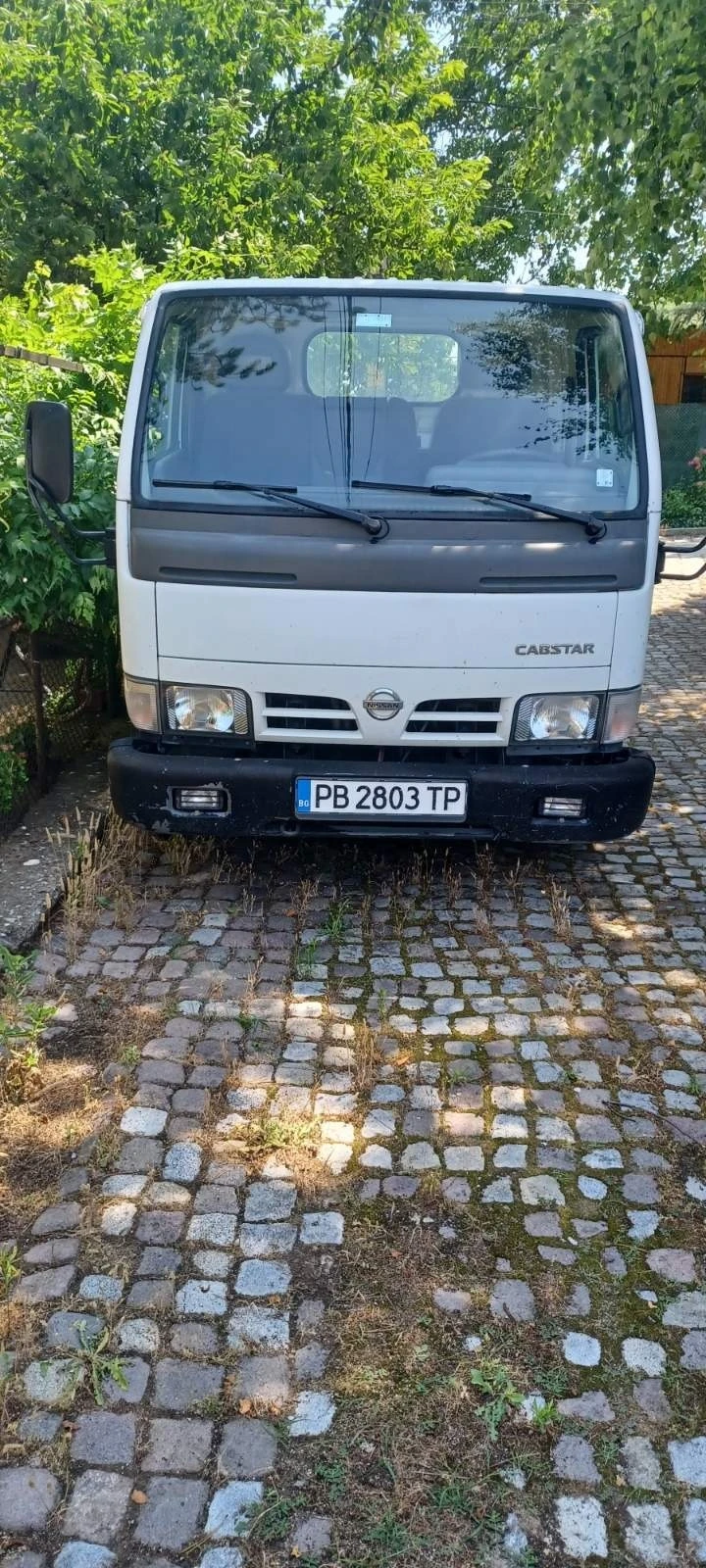 Nissan Kabstar 3510, снимка 1 - Камиони - 46605066