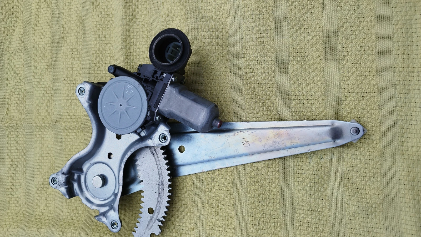 TOYOTA RAV4 2013-2018 ����� � ��������������� ���� ���������� | Mobile.bg � ����������� 4