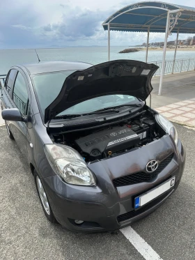 Toyota Yaris 1.3 VVT-i, снимка 4