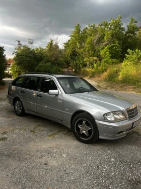 Mercedes-Benz C 180, снимка 2