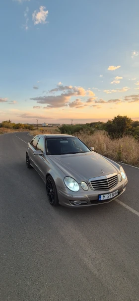 Mercedes-Benz E 320 3.2, снимка 2