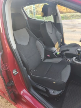 Peugeot 308 1.6 HDI 90к.с. климатроник 5 врати - 3900 лв. / 1994.04 € - 69051615 11