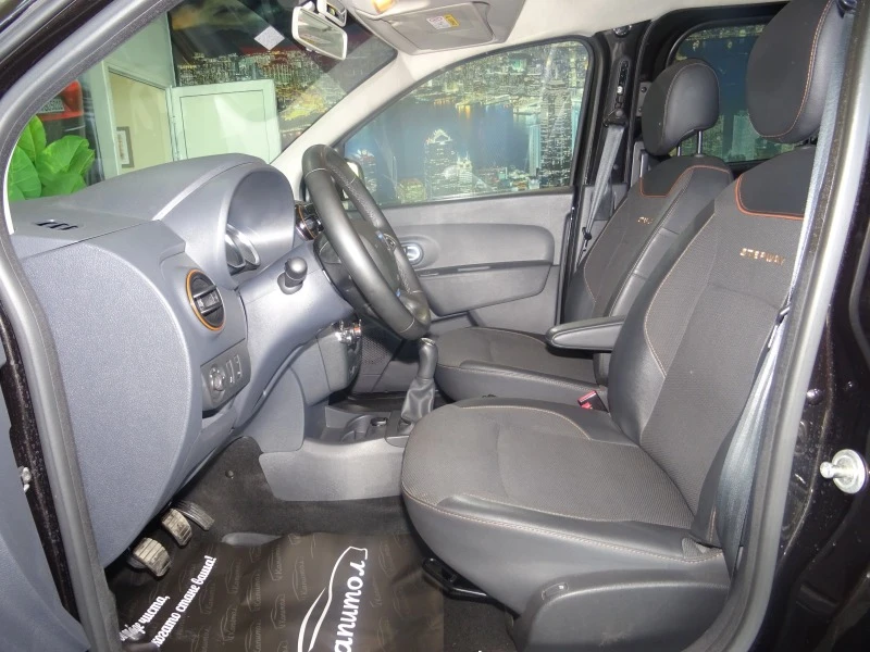 Dacia Dokker STEPWAY 1.5DCI, снимка 7 - Автомобили и джипове - 45205427