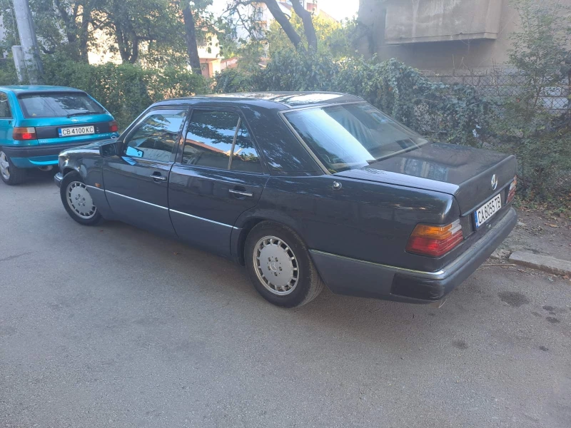 Mercedes-Benz 124, снимка 3 - Автомобили и джипове - 46896748