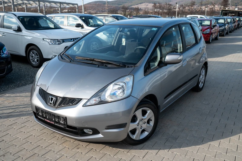 Honda Jazz 1.4* Автоматик* 99кс* , снимка 2 - Автомобили и джипове - 48322146